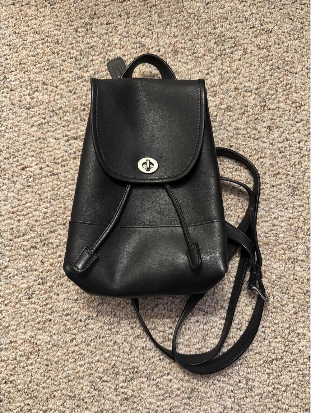 Coach vintage 2000s small daypack black leather nickel hardware